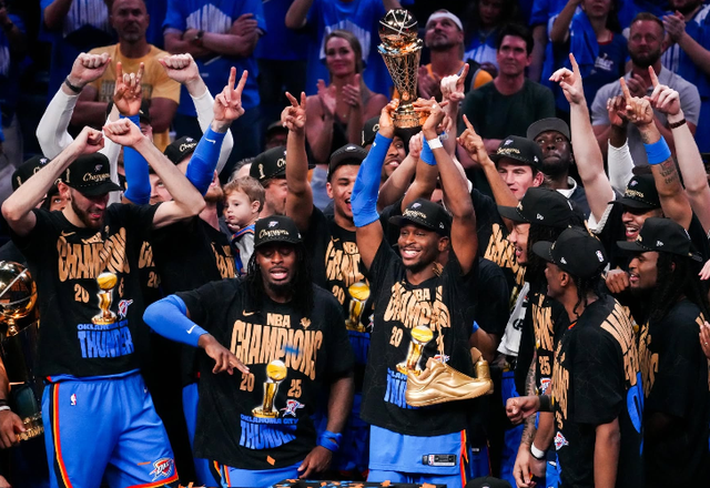 那不勒斯发布备战花絮,赛后官宣签约,NBA季后赛任务艰巨,赛程密集仍需轮换的简单介绍 那不勒斯发布备战花絮,赛后官宣签约,NBA季后赛任务艰巨,赛程密集仍需轮换的简单介绍